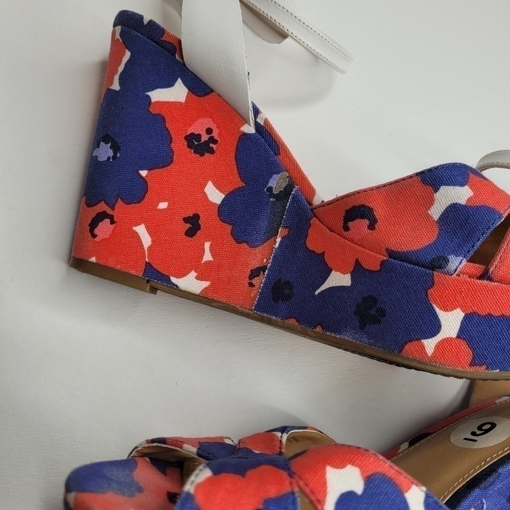 Tommy Hilfiger Floral Red, White & Blue Wedge Heels - Picture 9 of 14